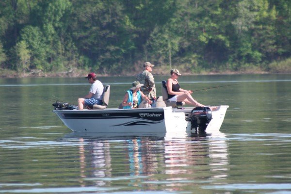 Fishing should be a family event. By using a few tips from the pros, it’s easier to add more fish to your livewell.