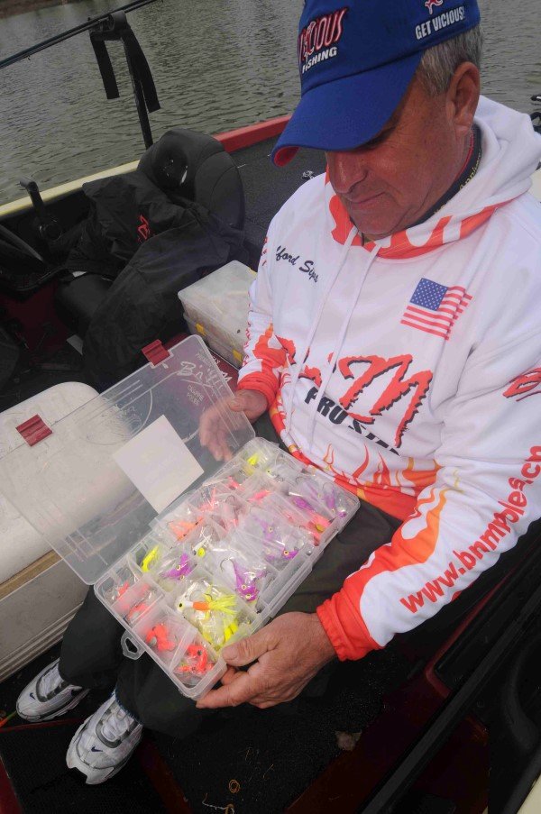 Gilford Sipes uses homemade 1-ounce horsehead jigs to catch bigger crappie while spider rigging.