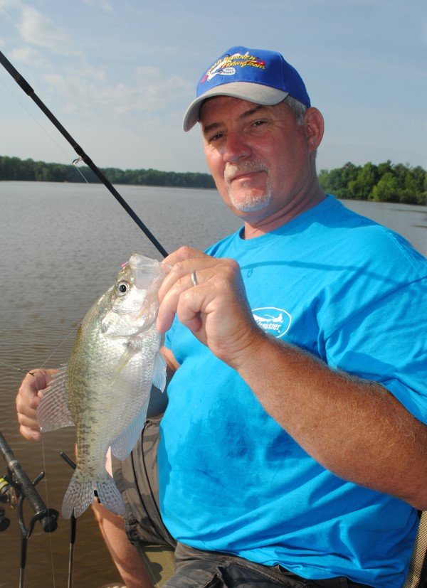 Alabama fisherman Gerald Overstreet adapts his technique to current-dominated fisheries.